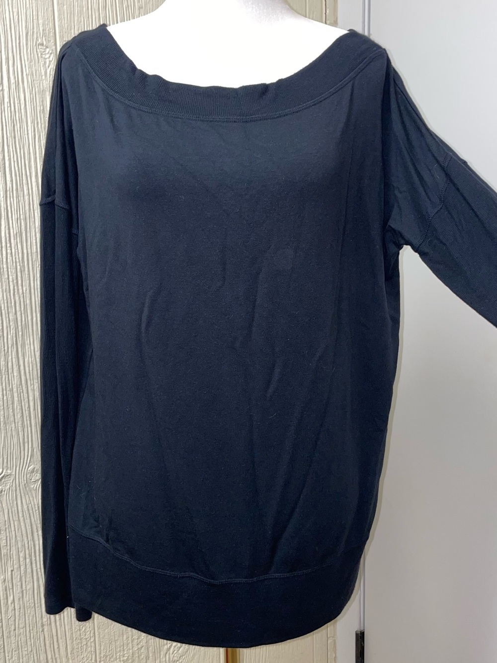 Athleta! Women’s Ultra Soft Sweatshirt! Size L